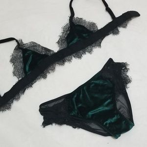 Suede Lace Two Piece Bra Set Size XS